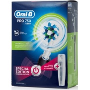 Oral-B Pro 750 Cross Action 3D Black Special Edition Ηλεκτρική Οδοντόβουρτσα & Δώρο Θήκη Ταξιδιού, Μαύρο Χρώμα, 1 τεμάχιο